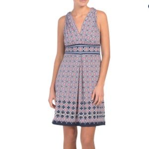 MAX STUDIO Bunt Cake Leaf V Neck Jersey Dress